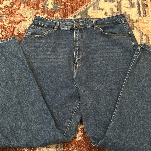 Nasty Gal Organic Denim High Waisted Mom Jeans -  US 12 - Picture 2 of 3